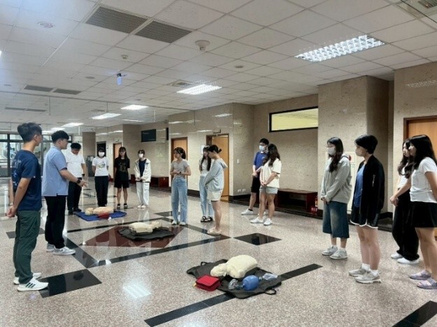 【學生英語增能】114年07月09、14、21日 BLS基本救命術課程英文班圖片