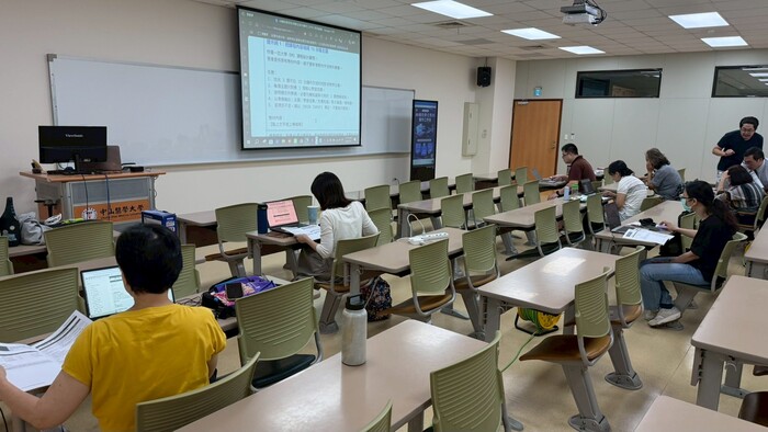 【EMI教師增能講座】AI 輔助數位教材製作工作坊圖片