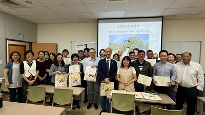 【EMI教師增能演講】國立成功大學華語中心主任鄒文莉教授主講之「臺灣雙語教學新思維」講座圖片