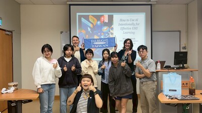【學生英語增能】114年11月17日Fulbright 英文講座How to use AI intentionally for effective EMI learning？圖片