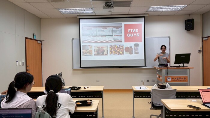 【系所英文活動補助】115年4月8日-6月24日 培養語聽國際視野—暑期海外見習你可以先學會什麼？圖片