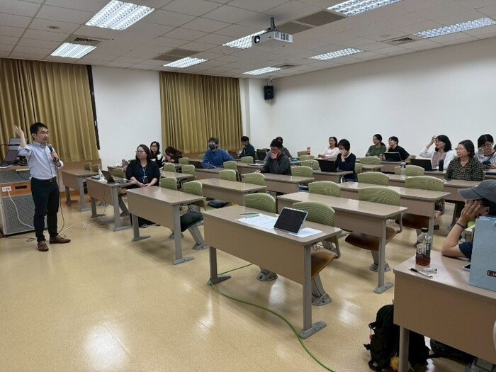 【校外教師EMI教學經驗分享系列-第2場】114年12月16日 「EMI教學與數位轉型之經驗分享」講座圖片