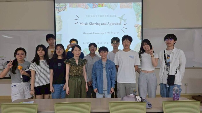 【學生社團英文活動補助】115年5月21日 外語歌曲分享與歌詞討論圖片